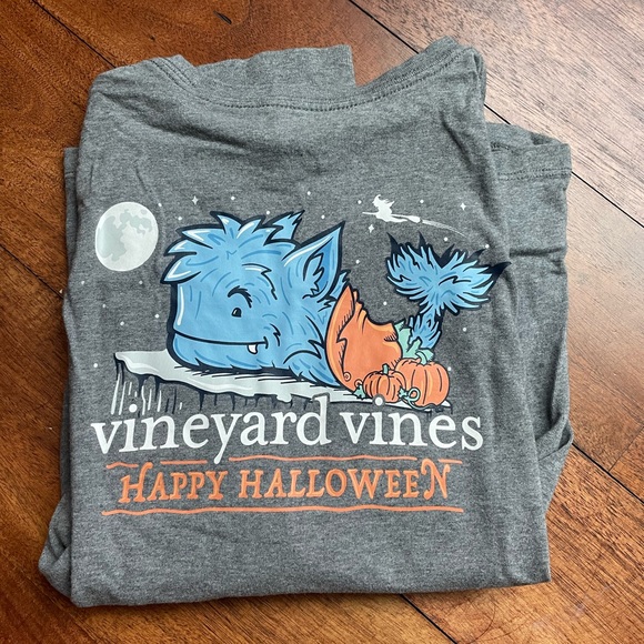 Vineyard Vines Heather Gray Pocket Tee - Picture 2 of 3